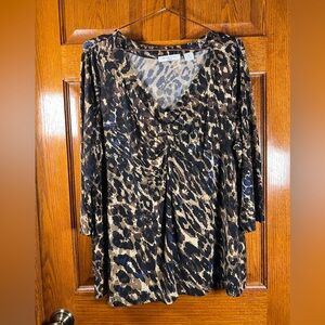 Liz Claiborne Woman 2X V Neck Pullover Blouse Rushed Front